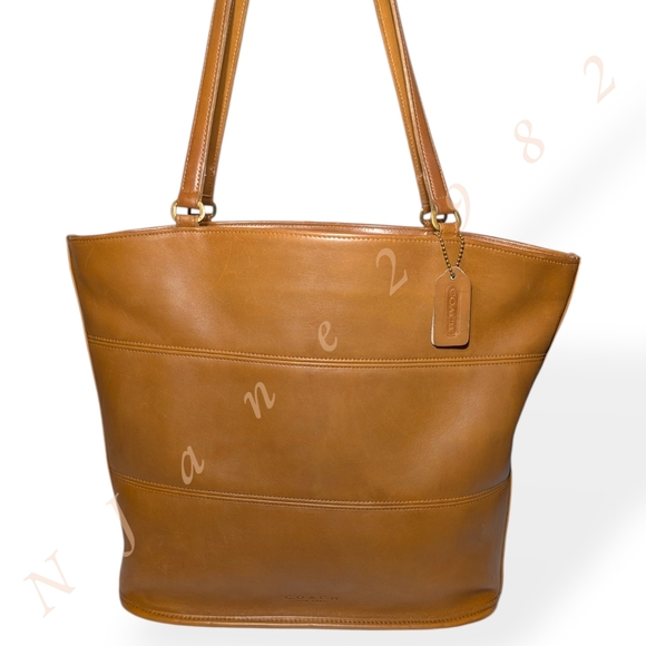 Coach Handbags - Vintage Coach Tribeca Large Shopper Tote 1998 Camel Leather Handbag Bag 9094
